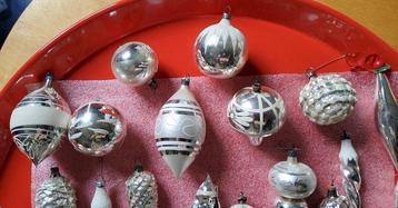 Boules de Noël (31) - Verre - 30 anciennes boules de Noël beschikbaar voor biedingen
