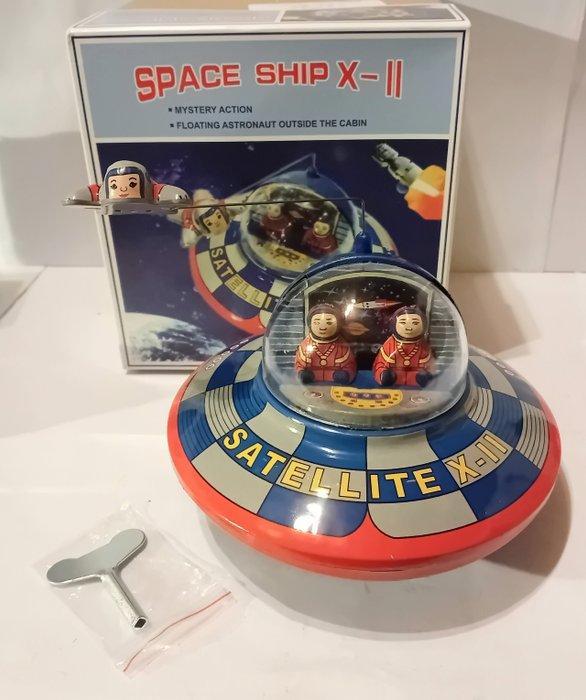 Ha Ha Toy - Robot-jouet Satellite Space Ship (Ms635) Tank, Antiquités & Art, Antiquités | Jouets