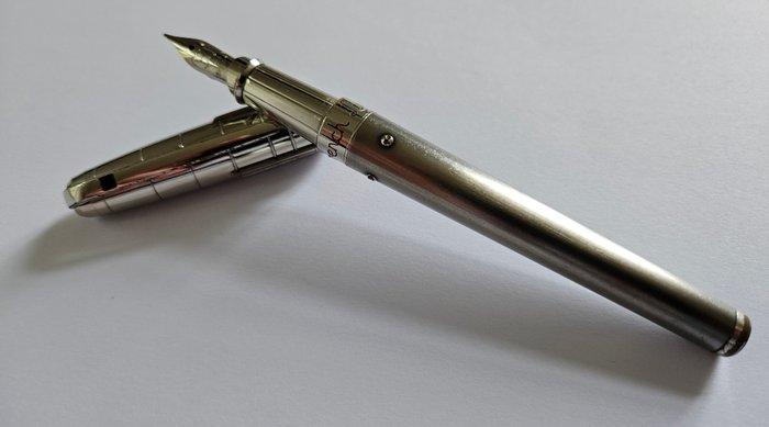 S.T. Dupont - Vulpen, Verzamelen, Pennenverzamelingen