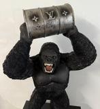Daluxe Art - 1999 • LV Gorilla + Barrel • XL