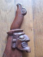 Hoe - sculptuur - Hoe gaat het met Nui? - Oceanië