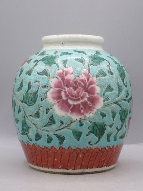 Bocal - Straits porcelain jar with peony decoration -, Antiquités & Art, Antiquités | Autres Antiquités