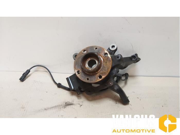 Fusee links-voor Renault Clio O193473, Auto-onderdelen, Ophanging en Onderstel