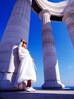 Franco Turcati - Cieli blu, abiti bianchi (Ancona, 1989), Antiquités & Art