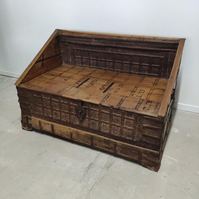 borst - Hout, IJzer (gegoten/gesmeed) - India - British, Antiquités & Art, Art | Art non-occidental