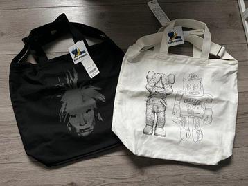 Uniqlo - KAWS + Andy Warhol 2 stuks - Tote bag disponible aux enchères