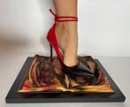 Arianna De Blanck (2003) - BOND - Stiletto on Burning Pages