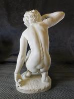 Hutschenreuther - G. Werner - Figure - Die Schauende -