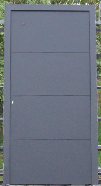 pvc buitendeur , voordeur , deur 110 x 215 zwartgrijs beschikbaar voor biedingen