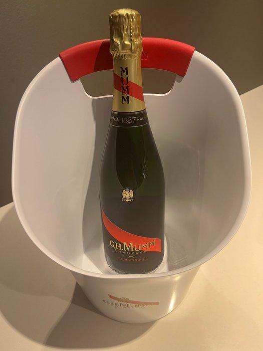 G. H. Mumm, Cordon Rouge (2), Luxe Set flutes, Cooler. -, Collections, Vins
