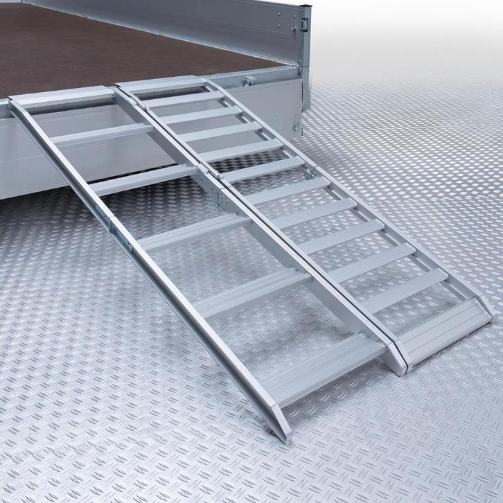 Datona Extra brede oprijplaat met trap - Datona, Auto diversen, Auto-accessoires, Ophalen of Verzenden