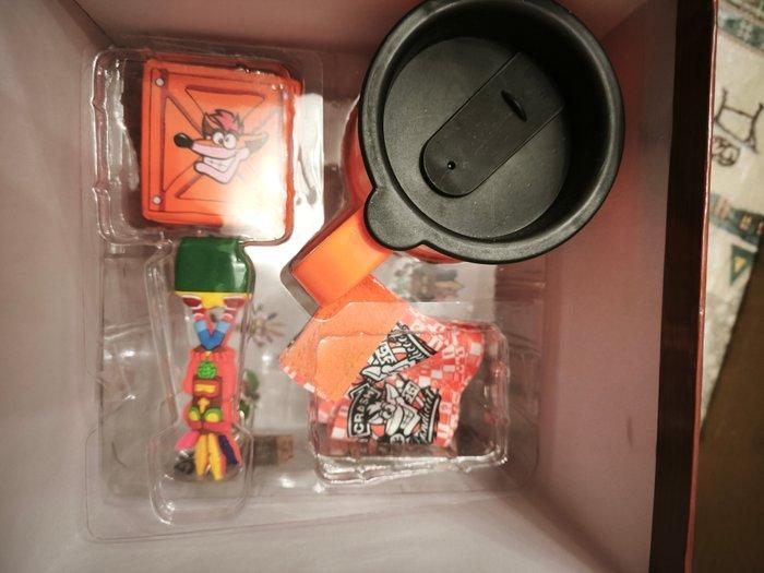 Activision - Crash Bandicoot Limited Edition Big Box -, Games en Spelcomputers, Spelcomputers | Overige Accessoires