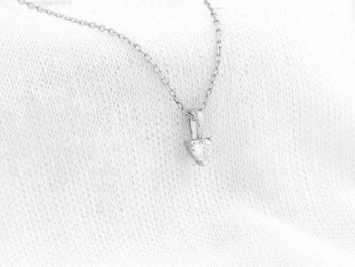 Zonder Minimumprijs - Ketting met hanger - 14 karaat Witgoud, Handtassen en Accessoires, Antieke sieraden