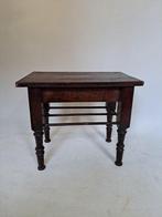 Bijzettafel - Hout - Kruk/ joint stool, Antiek en Kunst