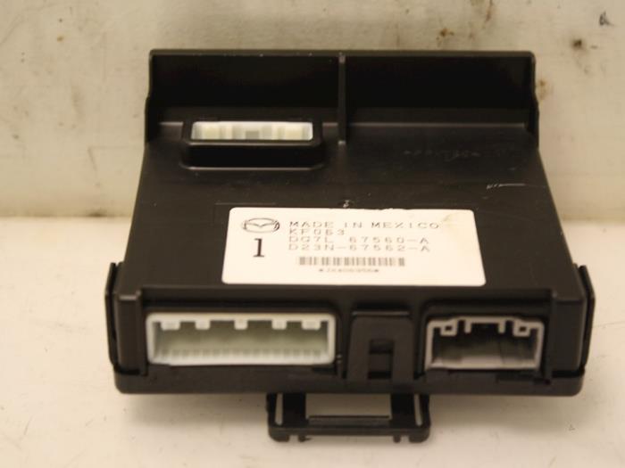 Module (diversen) Mazda 2. O169552, Autos : Pièces & Accessoires, Carrosserie & Tôlerie