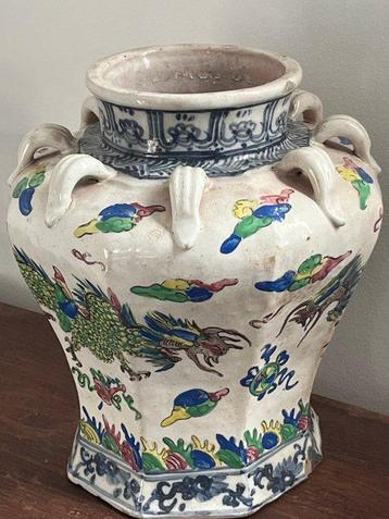 Vietnam Bat Trang Martaban - Bocal - émail multicolore sur