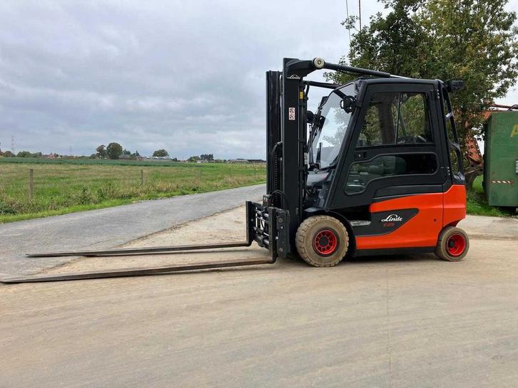 Online veiling - Linde E25-01 Vorkheftruck 2018, Zakelijke goederen, Machines en Bouw | Heftrucks en Intern transport, Ophalen