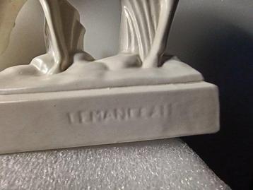 Sculpture, La femme et la biche de Charles LEMANCEAU - 32 cm