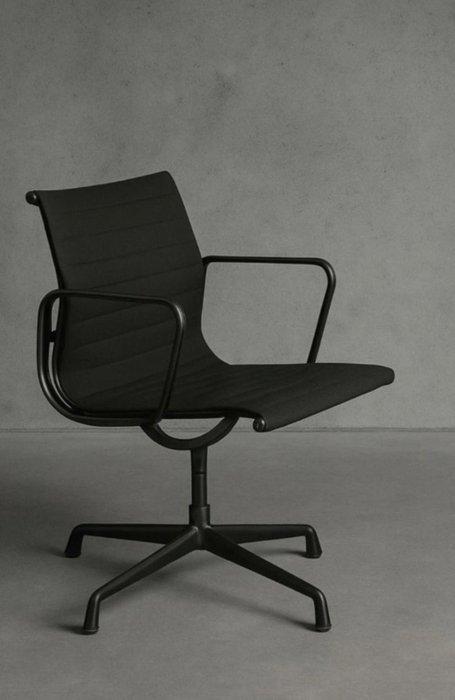 Vitra - Charles & Ray Eames - Bureaustoel (2) - EA108 -, Antiquités & Art, Art | Objets design