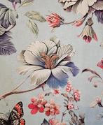 300x280cm! Exclusief stof in aquakleur met kolibrí in vlucht