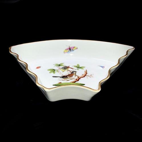 Herend, Hungary - Exquisite Coaster (21 cm) - Rothschild, Antiek en Kunst, Antiek | Meubels | Tafels