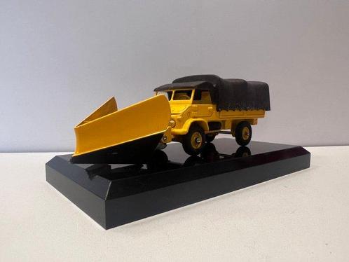 Dinky Toys - Camion miniature - 567 Mercedes-Benz Unimog, Hobby en Vrije tijd, Modelauto's | 1:5 tot 1:12