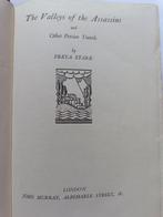 Freya Stark - The Valley of the Assassins: And Other Persian