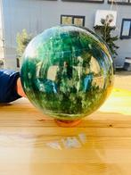 energieversterker: Massieve smaragdgroene fluorietbol |