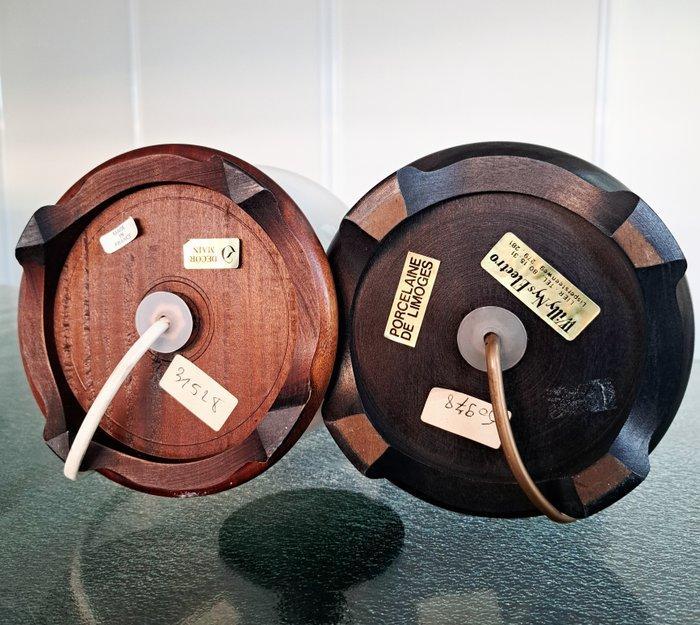 Lamp (2) - Porselein, Hout - Limogesporselein, Antiek en Kunst, Curiosa en Brocante