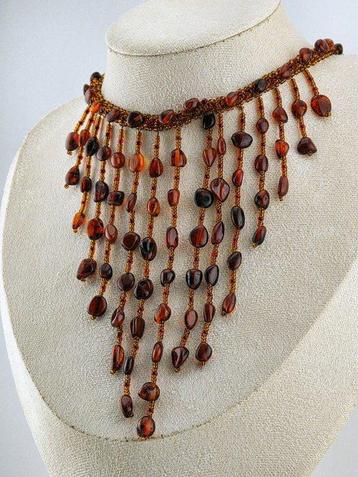 Collier luxueux en ambre balte en cascade – pièce unique