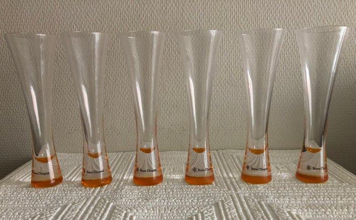 Veuve Clicquot Ponsardin (VCP) Trendy - Champagne fluitje, Antiek en Kunst, Antiek | Meubels | Tafels