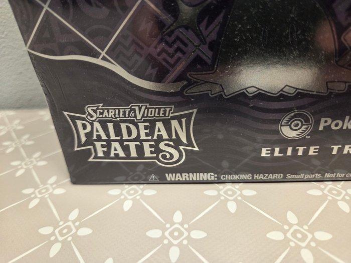 Pokémon - 1 Elite trainer box - Paldean Fates Elite Trainer, Hobby en Vrije tijd, Verzamelkaartspellen | Pokémon