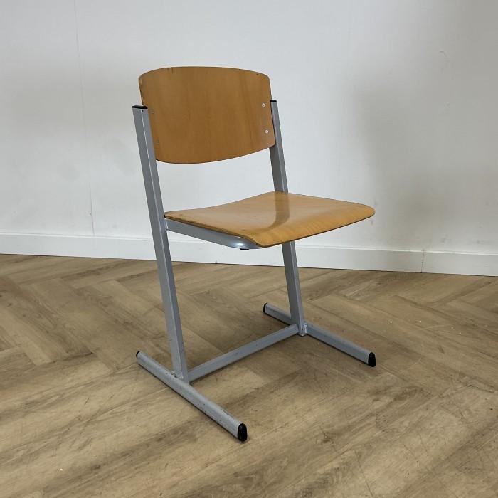 Eromes schoolstoel / stapelstoel zithoogte 46 cm,  Beuken -, Huis en Inrichting, Stoelen, Gebruikt, Eén, Hout