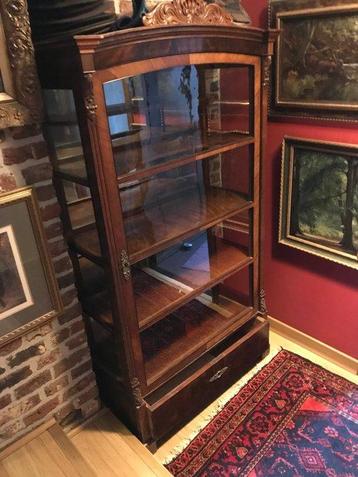 Vitrine - Cerisier - Petit meuble vitrine antique beschikbaar voor biedingen