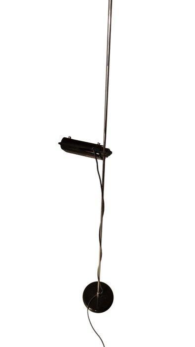 Oluce - Joe Colombo - Staande lamp - 626 - IJzer, Antiquités & Art, Antiquités | Meubles | Chaises & Canapés