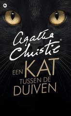 Een kat tussen de duiven / Poirot 9789048822799, Boeken, Verzenden, Gelezen, Agatha Christie