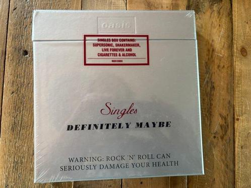 Oasis - Definitely Maybe Singles - 7 VINYL BOX SET NEW, Cd's en Dvd's, Vinyl Singles