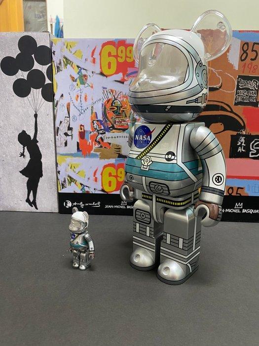 Medicom Toy - Bearbrick PROJECT MERCURY ASTRONAUT NASA 400%, Antiek en Kunst, Kunst | Designobjecten