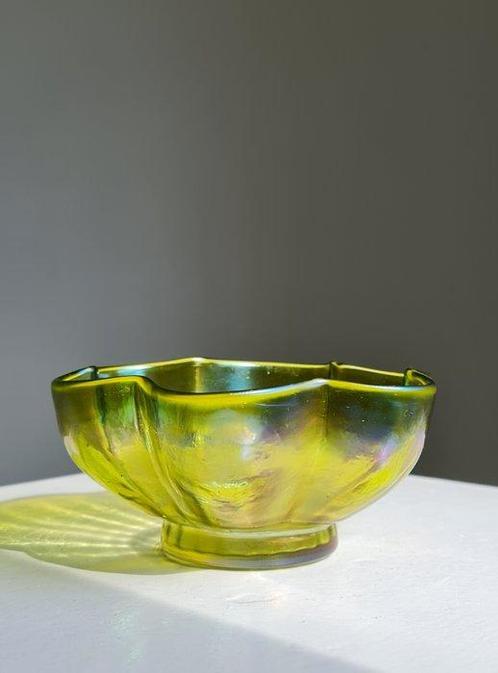 Loetz - Bol - Bol en verre Art Nouveau tchèque Loetz, rare, Antiek en Kunst, Antiek | Glaswerk en Kristal