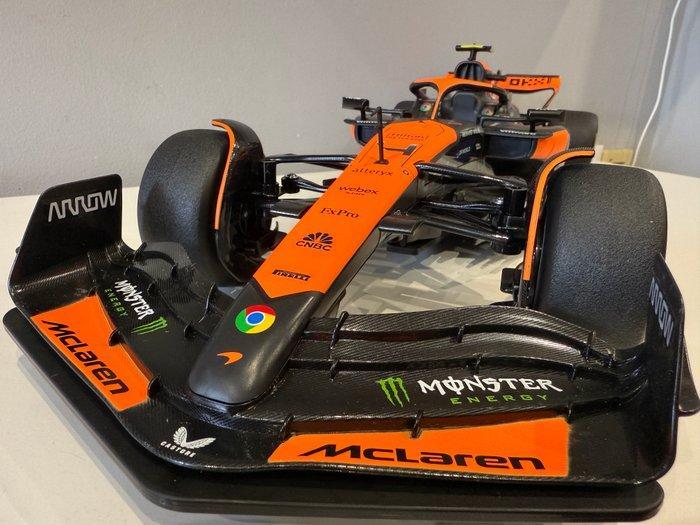 McLaren 1:8 - Model raceauto - Modelo a escala McLaren F1, Hobby en Vrije tijd, Modelauto's | 1:5 tot 1:12
