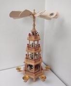 Kerstbeeldje - Draaiende kerstpiramide, 4 verdiepingen - 46