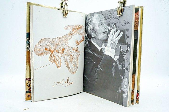 Salvador Dalí - Les dîners de Gala - 1971, Antiek en Kunst, Antiek | Boeken en Manuscripten