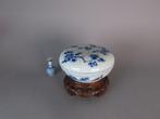 Kangxi, 17th Century - Boîte - Grande boîte et couvercle en, Antiek en Kunst