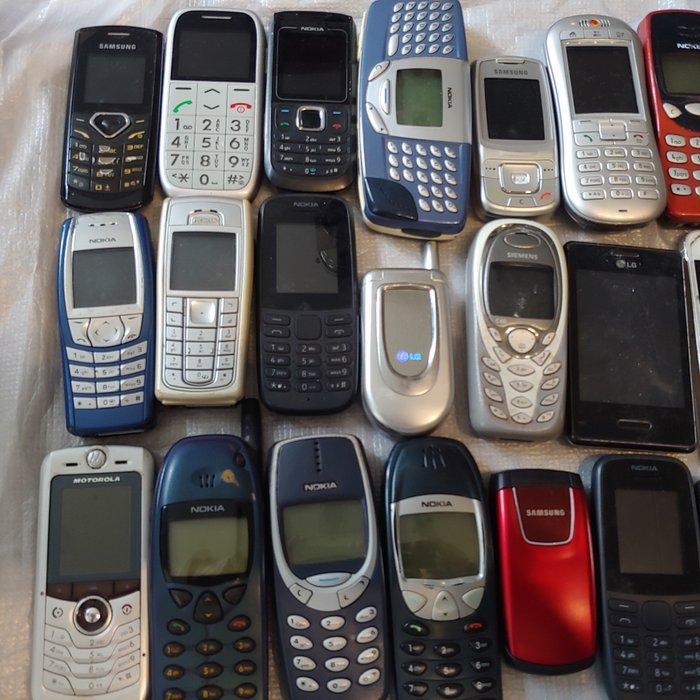 Nokia, Iphone, LG, Samsung, SONY etc. - Mobiele telefoon, Games en Spelcomputers, Spelcomputers | Overige Accessoires