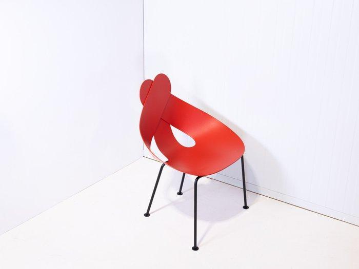 Plywood - lacquered in fiery red - made for expo in Paris, Antiek en Kunst, Curiosa en Brocante