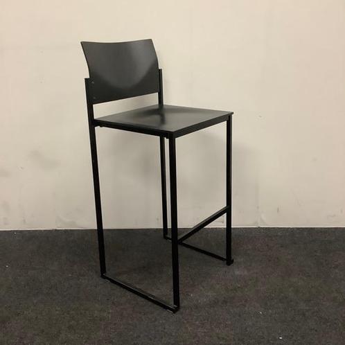 Tweedehands vepa Fiero barkruk zithoogte 77 cm, zwart, Huis en Inrichting, Barkrukken, Gebruikt