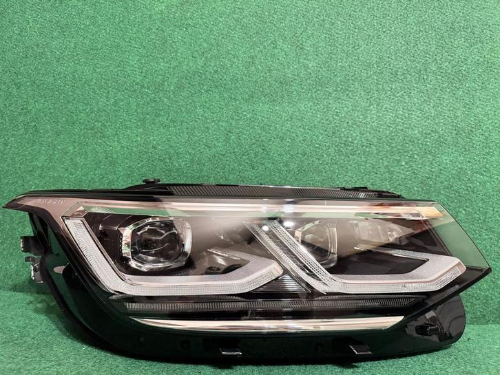 Phare av. droit Volkswagen Tiguan II 2020 - 2023 IQ Light, Auto-onderdelen, Verlichting, Ophalen