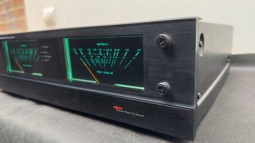 PROTON - AA-1150 Solid state eindversterker