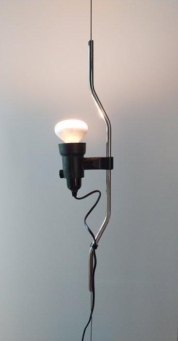 Flos - Achille Castiglioni - Lamp - Parentesi - Steel,, Antiek en Kunst, Antiek | Verlichting