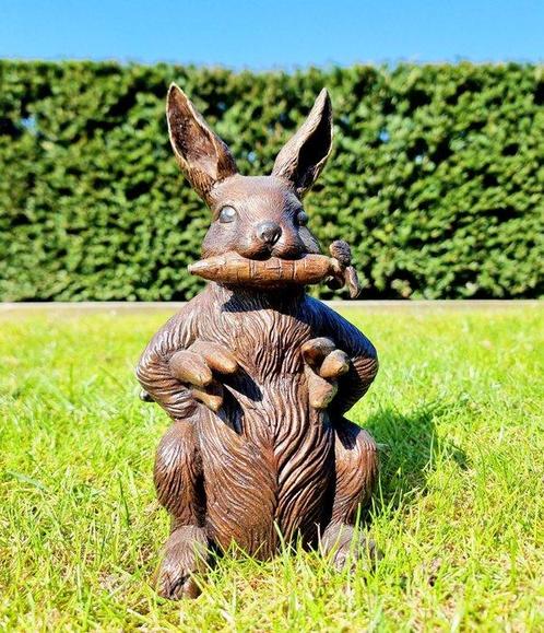 Beeldje - The greedy bunny - Brons, Antiek en Kunst, Curiosa en Brocante